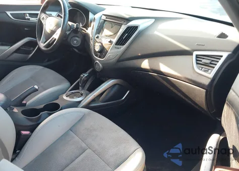 2013 Hyundai Veloster Base W/Gray z USA, uszkodzony, nr VIN KMHTC6AD8DU108918